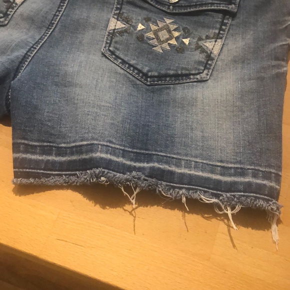 INC Denim Shorts - LIKE NEW - WORN ONCE - Picture 13 of 13